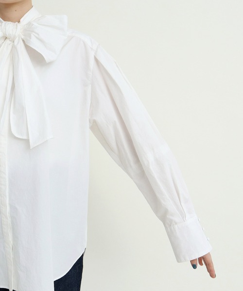 Dot&Stripes CHILD WOMAN(ドットアンドストライプス チャイルドウーマン)の「50タイプライター 切替袖 ボウタイブラウス(シャツ/ブラウス・レディース・ホワイト/ネイビー/マスタード・FREE)」の19枚目の写真