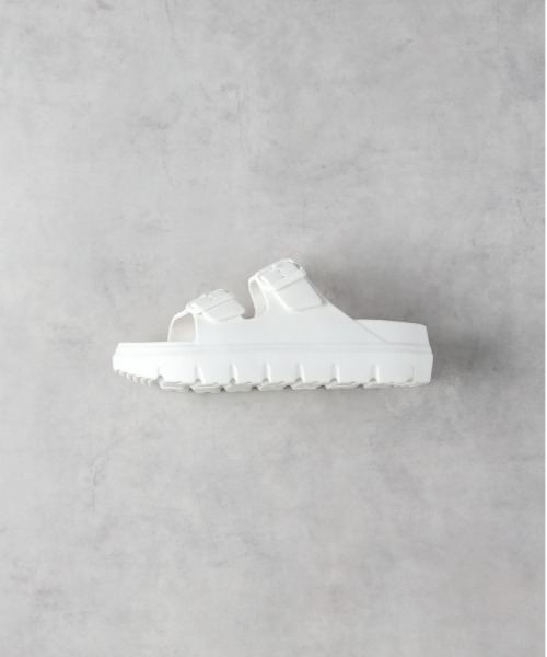 Right-on（ライトオン）の「ダブルベルト厚底サンダル（サンダル・レディース・ホワイト/ブラック・S/M/L）」の7枚目の写真