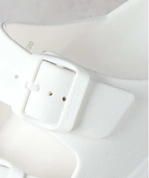 Right-on（ライトオン）の「ダブルベルト厚底サンダル（サンダル・レディース・ホワイト/ブラック・S/M/L）」の8枚目の写真
