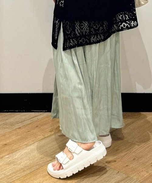 Right-on（ライトオン）の「ダブルベルト厚底サンダル（サンダル・レディース・ホワイト/ブラック・S/M/L）」の11枚目の写真