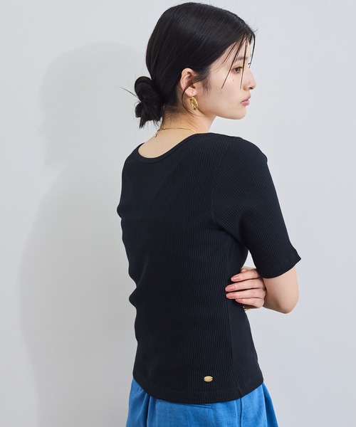 VIS(ビス)の「【前後2WAY】テレコ五分袖プルオーバー(Tシャツ/カットソー・レディース・グレー/オフホワイト/ブラック・FREE)」の6枚目の写真