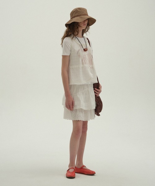 clor(クロル)の「CANCAN RUFFLE SKIRT(スカート・レディース・ホワイト/ブラック・S/M)」の5枚目の写真