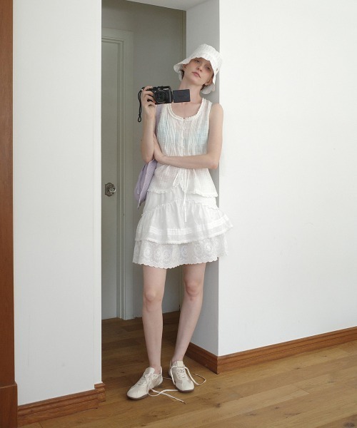 clor(クロル)の「CANCAN RUFFLE SKIRT(スカート・レディース・ホワイト/ブラック・S/M)」の7枚目の写真