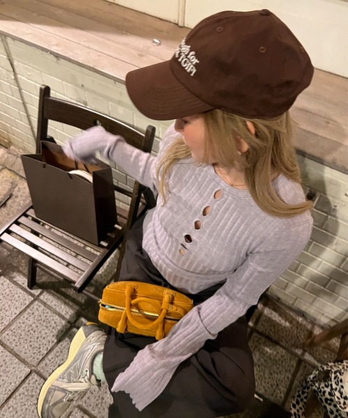 StyleSea（スタイルシー）の「フロントホールスリットニットプルオーバー（ニット/セーター・レディース・オフホワイト/ブラック/ミント/ラベンダー/イエロー/ピンク・FREE）」の13枚目の写真