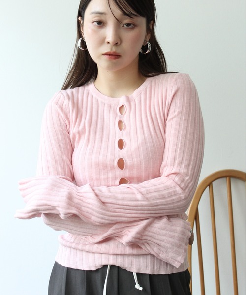 StyleSea（スタイルシー）の「フロントホールスリットニットプルオーバー（ニット/セーター・レディース・オフホワイト/ブラック/ミント/ラベンダー/イエロー/ピンク・FREE）」の7枚目の写真