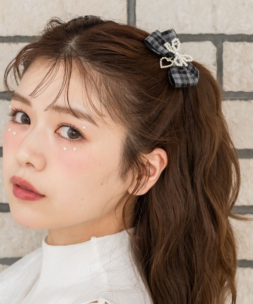 ROJITA（ロジータ）の「シアーチェックパールリボンクリップセット（バレッタ/ヘアクリップ・レディース・ブラック/ピンク・FREE）」の14枚目の写真