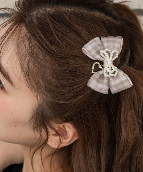 ROJITA（ロジータ）の「シアーチェックパールリボンクリップセット（バレッタ/ヘアクリップ・レディース・ブラック/ピンク・FREE）」の8枚目の写真