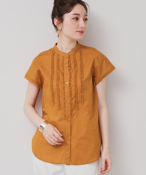 Sunauna（スーナウーナ）の「【コンパクトフリル／3色展開】フレンチスリーブブラウス（シャツ/ブラウス・レディース・ブラック/オフホワイト/オレンジ・40/38）」の4枚目の写真