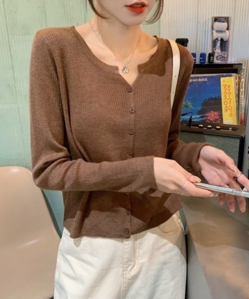 yuue' ( wear )（ユーイ）の「フロントボタンリブニットカーディガン（カーディガン/ボレロ・レディース・ブラウン/ブラック/ベージュ/グレー/ホワイト・FREE）」の6枚目の写真