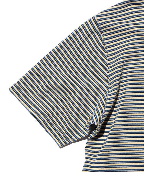 BEAMS PLUS（ビームスプラス）の「Pocket Tee Indigo Stripe（Tシャツ/カットソー・メンズ・オフホワイト/レッド/グリーン/イエロー・SMALL/LARGE/XX-LARGE/X-LARGE/MEDIUM）」の17枚目の写真