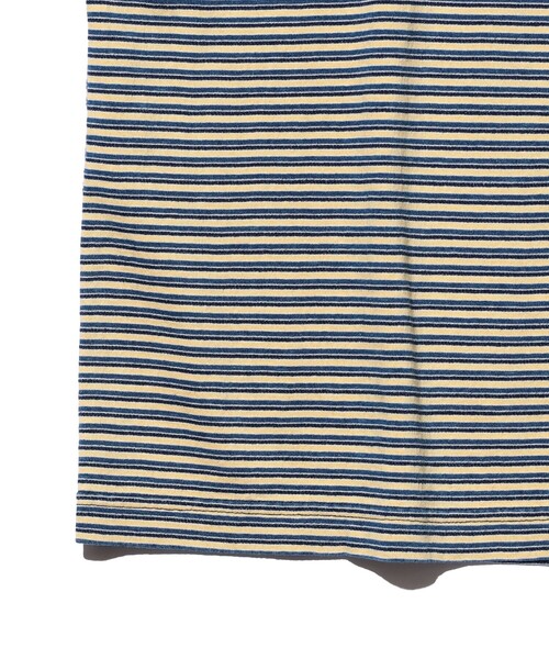 BEAMS PLUS（ビームスプラス）の「Pocket Tee Indigo Stripe（Tシャツ/カットソー・メンズ・オフホワイト/レッド/グリーン/イエロー・SMALL/LARGE/XX-LARGE/X-LARGE/MEDIUM）」の18枚目の写真