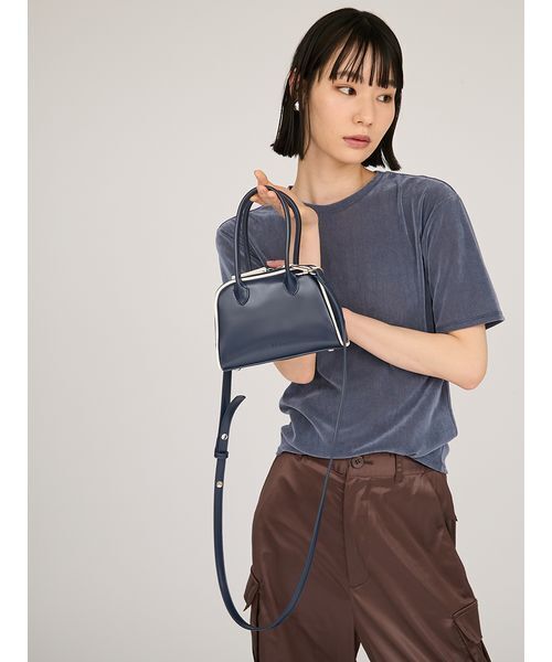 emmi（エミ）の「フェイクレザーパイピングミニボストンバッグ（ボストンバッグ・レディース・ネイビー/オリーブ/ブルー・F）」の16枚目の写真