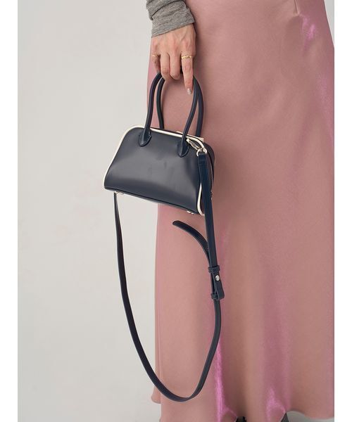 emmi（エミ）の「フェイクレザーパイピングミニボストンバッグ（ボストンバッグ・レディース・ネイビー/オリーブ/ブルー・F）」の22枚目の写真