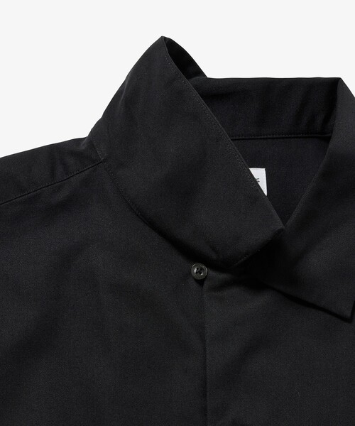 LACOSTE(ラコステ)の「シルクブレンドオープンカラーシャツ(シャツ/ブラウス・メンズ・チャコールグレー/ブラック/オフホワイト・40/39/38/41)」の18枚目の写真