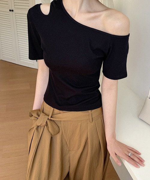 h.NAOTO STEAM ムラ染め オフショルダーカットソー STAFF STYLING｜THE SHOP YOHJI YAMAMOTO
