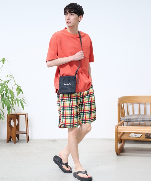 Arnold Palmer（アーノルドパーマー）の「タウン&トラベル シェア ショルダーバッグ（ショルダーバッグ・レディース・ベージュ/ブラック・F）」の4枚目の写真