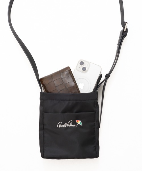 Arnold Palmer（アーノルドパーマー）の「タウン&トラベル シェア ショルダーバッグ（ショルダーバッグ・レディース・ベージュ/ブラック・F）」の19枚目の写真