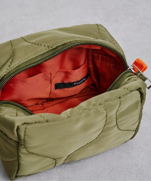 Kastane（カスタネ）の「キルティングナイロンポーチ（ポーチ・レディース・カーキ/ブラック・FREE）」の2枚目の写真
