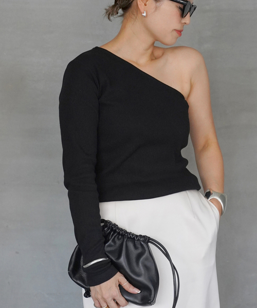 CELERI セルリ　Tシャツ　白　サイズF タグ付き CELERI セルリ Tシャツ 白 サイズF タグ付き CELERI セルリ T