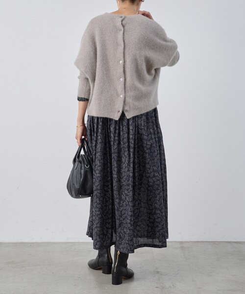 BEARDSLEY（ビアズリー）の「リーフプリントギャザーワンピース（ワンピース・レディース・ブラック・0/1/2）」の7枚目の写真