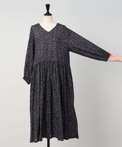 セール】リーフプリントギャザーワンピース（ワンピース）｜BEARDSLEY