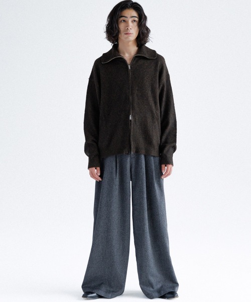SINSS（シンス）の「3-Tuck wide straight slacks / 3タック