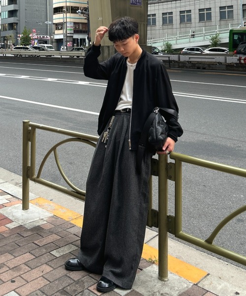 SINSS（シンス）の「3-Tuck wide straight slacks / 3タック