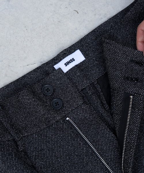 3-Tuck wide straight slacks / 3タックワイドストレート