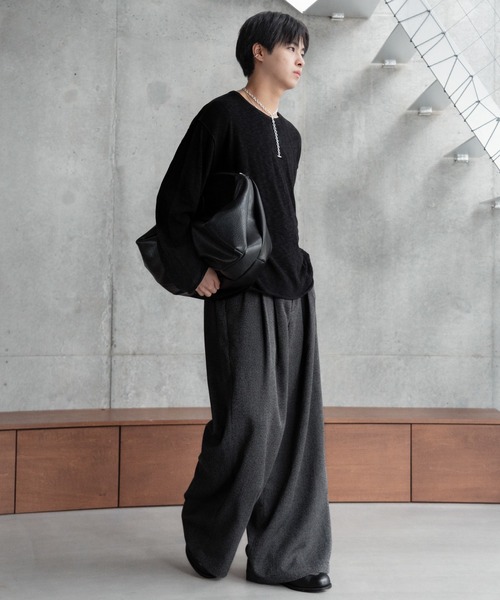 SINSS（シンス）の「3-Tuck wide straight slacks / 3タックワイドストレートスラックス（スラックス・メンズ・グレー系その他/ブラック系その他・SMALL/MEDIUM/LARGE/X-LARGE/X-SMALL）」の22枚目の写真