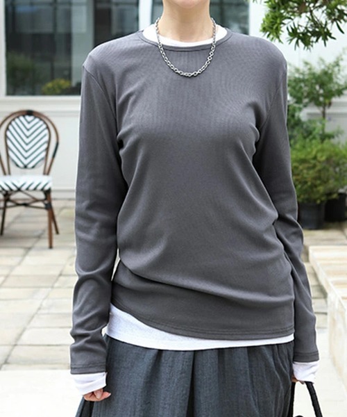 by LEGNA(バイレグナ)の「リブラウンドネックロングTシャツ(Tシャツ/カットソー・レディース・杢グレー/ブラック/ホワイト/チャコール・MEDIUM/LARGE)」の4枚目の写真