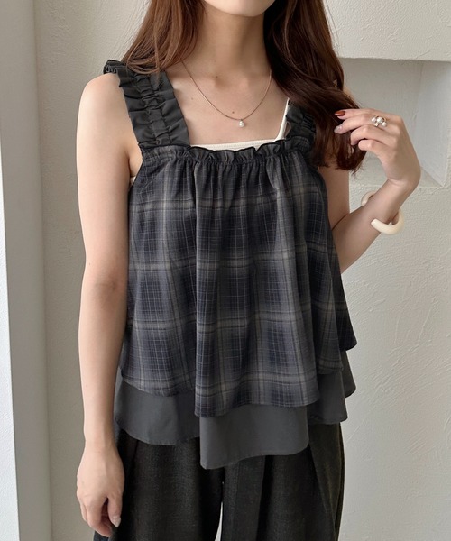 apres jour clair】肩フリルチェックトップス（その他トップス