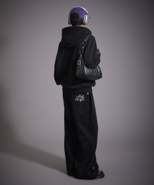 Perushu(ペルーシュ)の「ハトメデザイン裏毛スウェットワイドパンツ(スウェットパンツ・メンズ・ブラック/ブルー/杢グレー・MEDIUM/LARGE)」の12枚目の写真