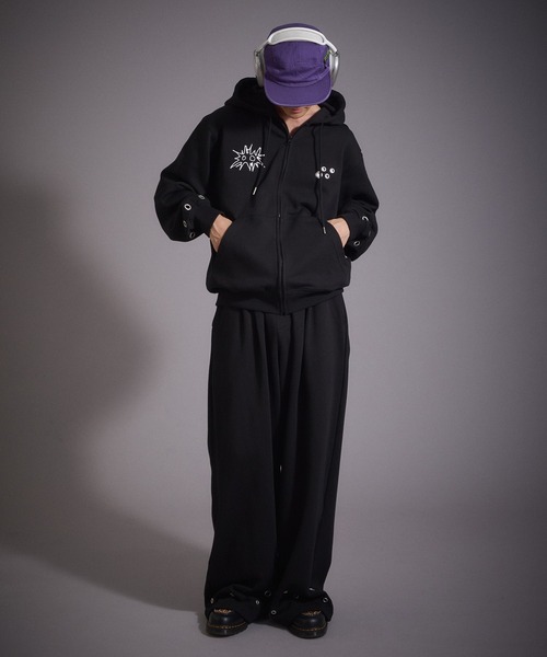 Perushu(ペルーシュ)の「ハトメデザイン裏毛スウェットワイドパンツ(スウェットパンツ・メンズ・ブラック/ブルー/杢グレー・MEDIUM/LARGE)」の14枚目の写真