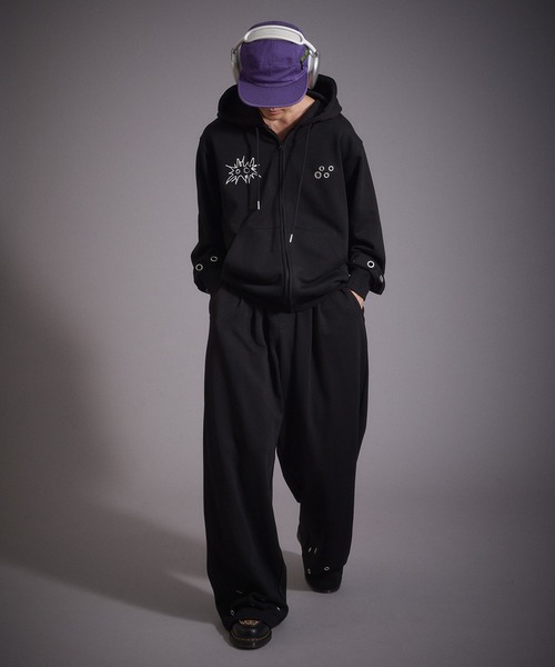 Perushu(ペルーシュ)の「ハトメデザイン裏毛スウェットワイドパンツ(スウェットパンツ・メンズ・ブラック/ブルー/杢グレー・MEDIUM/LARGE)」の9枚目の写真