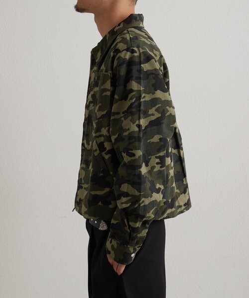 WHO'S WHO gallery（フーズフーギャラリー）の「KOOKYNカモジップシャツ（シャツ/ブラウス・メンズ・カーキ・SMALL/MEDIUM）」の3枚目の写真