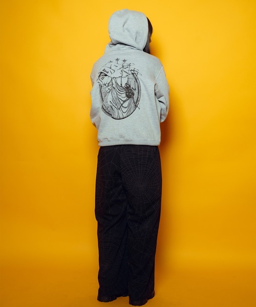 Subciety(サブサエティ)の「Dominate hoodie(ベスト・メンズ・グレー/ブラック/ベージュ・MEDIUM/LARGE/X-LARGE/XX-LARGE/X-SMALL/SMALL)」の7枚目の写真