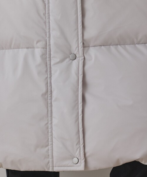 GRACE CONTINENTAL（グレースコンチネンタル）の「ファーカラーロングダウン（ダウンジャケット/コート・レディース・ブラック/キナリ・38/36）」の20枚目の写真