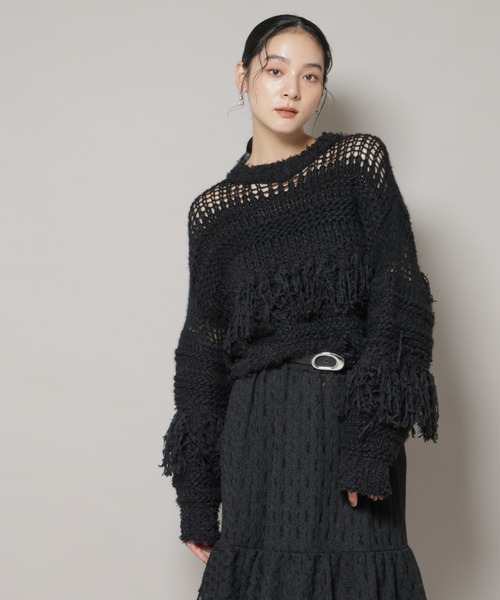 NANO universe(ナノユニバース)の「異素材ボーダーフリンジニットプルオーバー(ニット/セーター・レディース・オフホワイト/ブラック・FREE)」の2枚目の写真