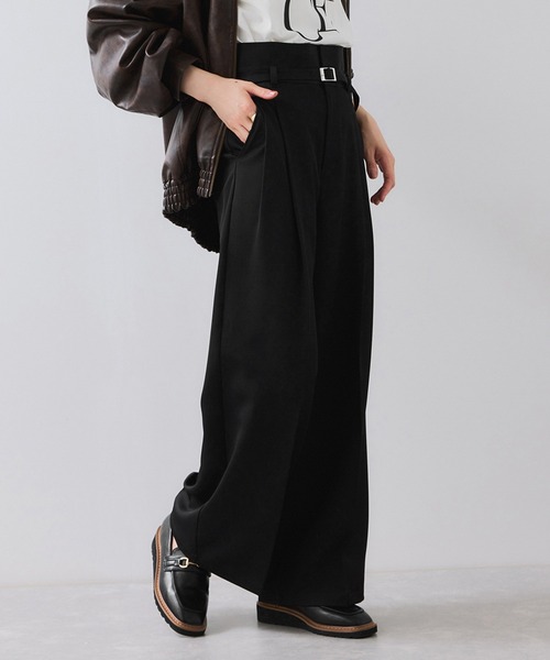 VIS（ビス）の「ベルトディテールタックワイドパンツ/イージーケア（その他パンツ・レディース・ブラウン/ブラック/チャコールグレー/ベージュ・SS/S/M）」の2枚目の写真