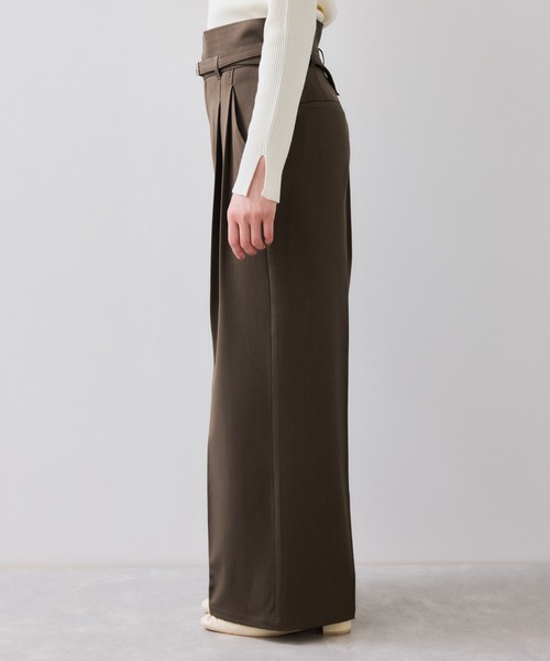 VIS（ビス）の「ベルトディテールタックワイドパンツ/イージーケア（その他パンツ・レディース・ブラウン/ブラック/チャコールグレー/ベージュ・SS/S/M）」の15枚目の写真