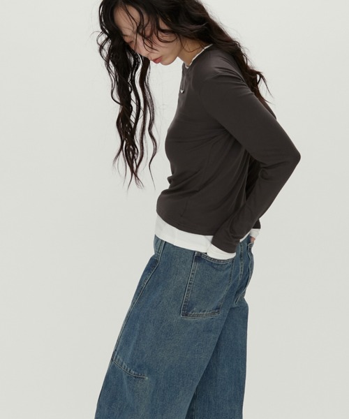 NUJOH(ヌゾ)の「Layered Contrast Long Tee / レイヤードコントラストロンT(Tシャツ/カットソー・レディース・ネイビー/チャコールグレー/ブラウン・FREE)」の6枚目の写真