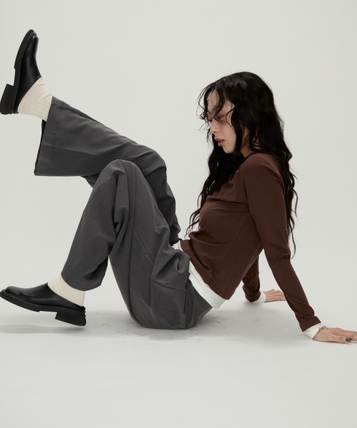 NUJOH(ヌゾ)の「Layered Contrast Long Tee / レイヤードコントラストロンT(Tシャツ/カットソー・レディース・ネイビー/チャコールグレー/ブラウン・FREE)」の19枚目の写真