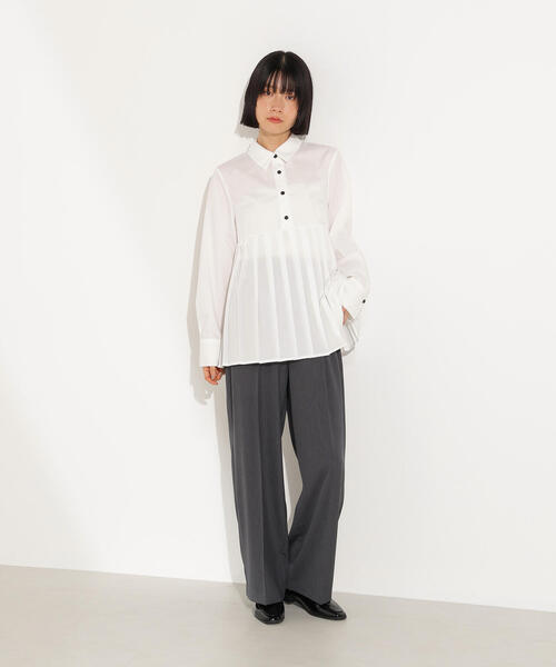 N.（N. Natural Beauty Basic）（エヌエヌナチュラルビューティーベーシック）の「プリーツペプラムブラウス（シャツ/ブラウス・レディース・ブラウン/ブルー/オフホワイト・MEDIUM）」の19枚目の写真