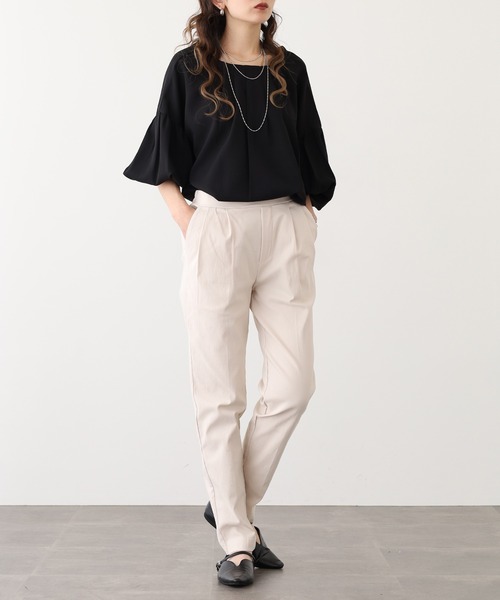 OMNES（オムネス）の「OMNES Another Edition スーパーストレッチツイル裏起毛タックパンツ（スラックス・レディース・ネイビー/チャコール/ブラウン/ライトグレー/カーキ/アイボリー・M/L）」の10枚目の写真