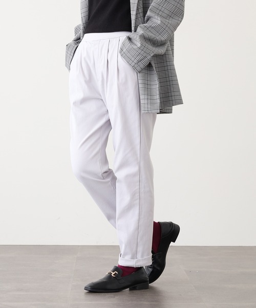 OMNES（オムネス）の「OMNES Another Edition スーパーストレッチツイル裏起毛タックパンツ（スラックス・レディース・ネイビー/チャコール/ブラウン/ライトグレー/カーキ/アイボリー・M/L）」の11枚目の写真