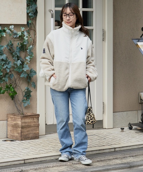 U.S. POLO ASSN.（ユーエスポロアッスン）の「U.S. POLO ASSN./ユーエスポロアッスン ブランドロゴ 切り替えデザイン ボアジャケット（ブルゾン・メンズ・ブラック/カーキ/アイボリー/ネイビー・M/S/L）」の18枚目の写真