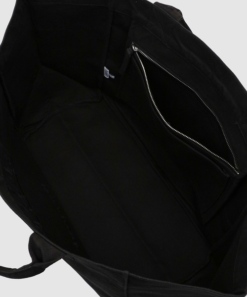 GANNI（ガニー）の「Shopper XXL Pocket Dog Print（トートバッグ・レディース・その他・ONESIZE）」の4枚目の写真