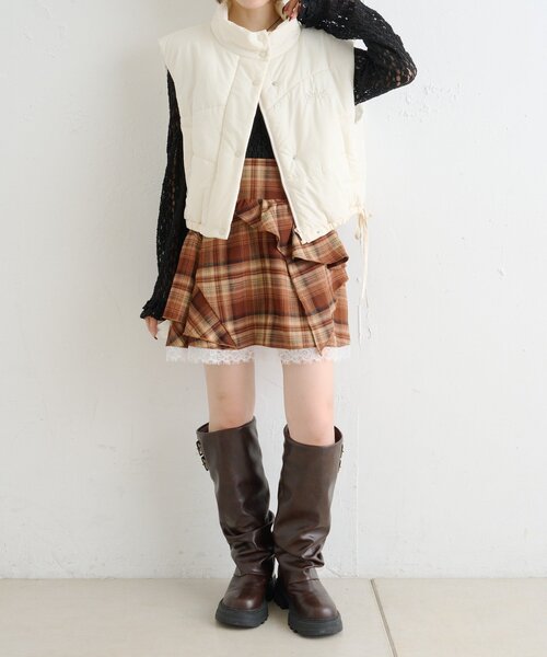 w closet（ダブルクローゼット）の「中綿リボンベスト（ベスト・レディース・ブラウン/オレンジ/アイボリー・FREE）」の14枚目の写真