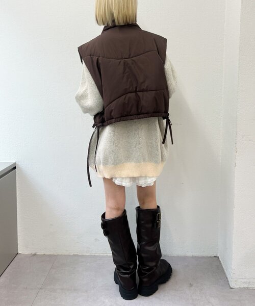 w closet（ダブルクローゼット）の「中綿リボンベスト（ベスト・レディース・ブラウン/オレンジ/アイボリー・FREE）」の22枚目の写真