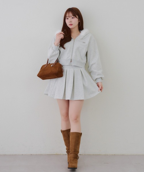 continuer de NICE CLAUP（コンティニューデナイスクラップ）の「【上下SET】ファーパーカーセットアップ（ワンピース・レディース・ブラック/アイボリー/トップグレー/ホワイト系その他/ブラック系その他/グレー系その他2/オートミール・FREE）」の10枚目の写真